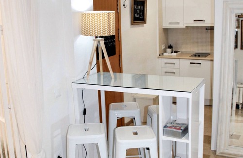 La Merced Apartamento | Homerez - Apartamento encantador Málaga 40 m² + Internet