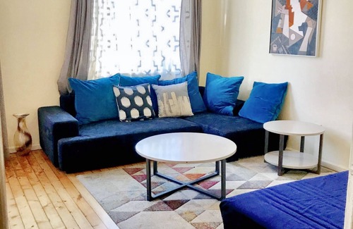Sofia City Center Apartamento | Homerez - Apartamento encantador en Sofía, 100m², balcón