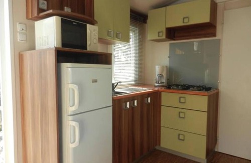Trogues Casa | Homerez - Bungalow encantador en Trogues con piscina compartida