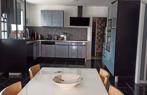 Marseillan Casa | Homerez - Casa encantadora en Marseillan con gran jardín y terraza