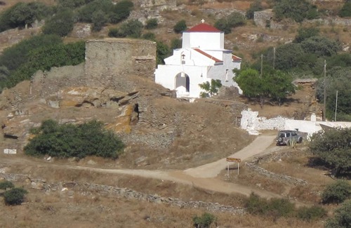 Ioulida Casa | Homerez - Casa encantadora en Kastanies con chimenea y vistas
