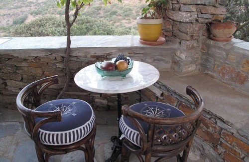 Ioulida Casa | Homerez - Casa encantadora en Kastanies con chimenea y vistas