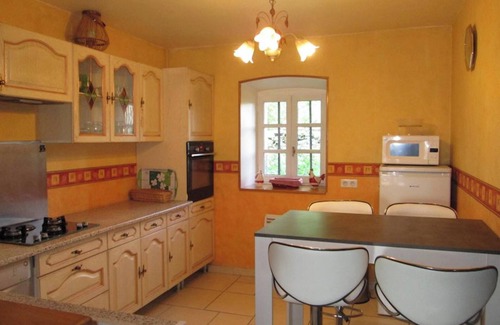 Cubelles Casa | Homerez - Casa con encanto en Cubelles con vistas a la montaña