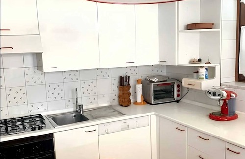 Costigliole d'Asti Casa | Homerez - Casa encantadora en Motta con terraza y jardín cercado.
