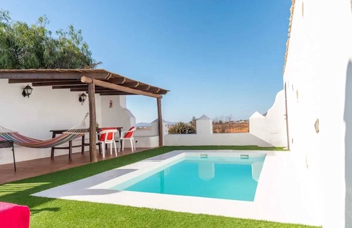 Antigua Villa | Homerez - Encantadora villa en Antigua con piscina privada