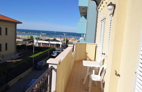 Viserbella Apartamento | Homerez - Comfortable Apartment in Rimini - 50 m² - Near the Beach
