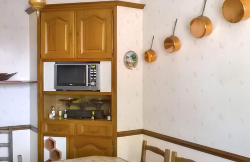 Villaret - Meslier Casa | Homerez - Casa cómoda en Le Mans con jardín y terraza