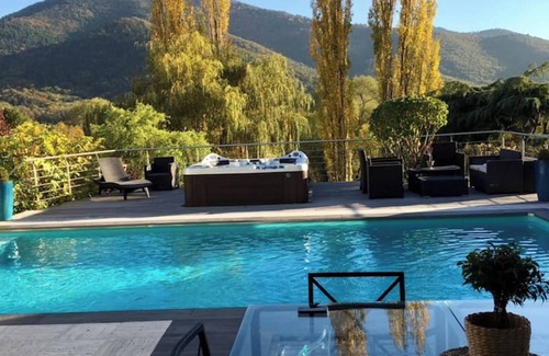Walbach Casa | Homerez - Casa cómoda en Walbach con piscina privada