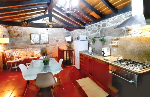 Lindoso Casa | Homerez - Casa confortable en Lindoso con impresionantes vistas a la montaña
