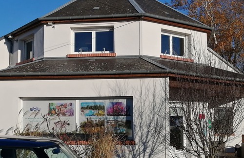 Coulanges Casa | Homerez - Bungalow acogedor en Onzain con terraza y piscina compartida