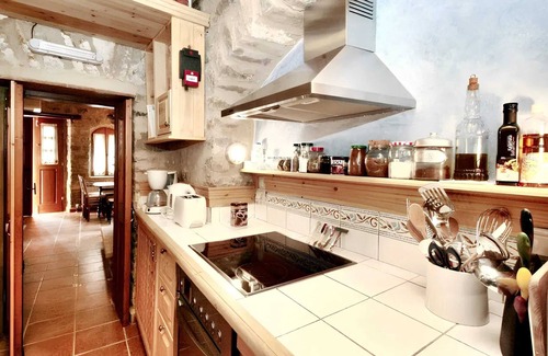 Anatoli Casa | Homerez - Casa acogedora con vistas al mar y a la montaña en Anatoli