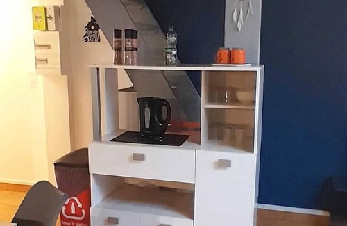 Amiens Apartamento | Homerez - Cozy apartment in Amiens with garden