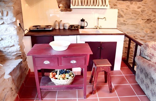 Fundao Casa | Homerez - Acogedora Casa con Jardín y Terraza