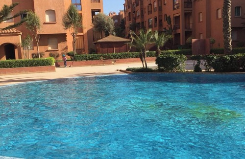 Pont Blondin Apartamento | Homerez - Apartamento elegante en Mohammedia, vista al mar