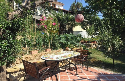 Treglio Villa | Homerez - Elegante villa en Treglio con piscina privada