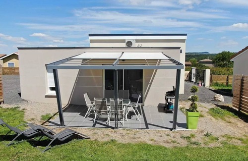 Chateauneuf-de-Galaure Casa | Homerez - Casa en Châteauneuf-de-Galaure