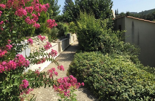 Saint-Martin-de-Bromes Casa | Homerez - Casa en Saint-Martin-de-Brômes