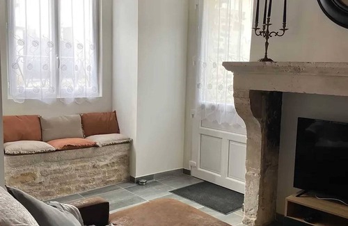Les Riceys Casa | Homerez - Casa acogedora en Les Riceys con patio privado