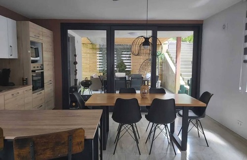 Bastogne Casa | Homerez - Casa acogedora en Bastogne 130 m² con jardín privado para 5 personas