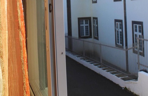 Angra do Heroismo Casa | Homerez - Bonita casa a 1 km de la playa para 4 pers. en São Mateus da Calheta