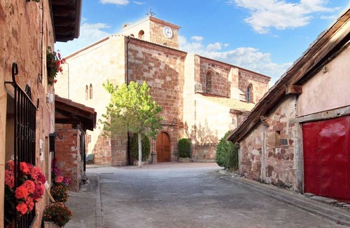 Villasur de Herreros Casa | Homerez - Casa, Villasur de Herreros
