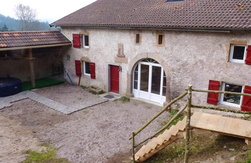 Arrentes-de-Corcieux Casa | Homerez - Casa para 15 pers. con jacuzzi y terraza en Arrentès-de-corcieux