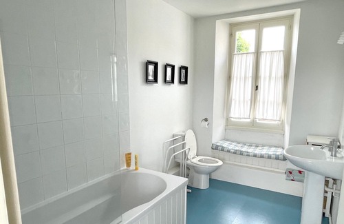 Saint-Palais-du-Ne Casa | Homerez - Casa para 4 pers. con piscina compartida en Saint-Palais-du-Né