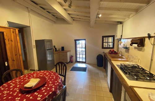 Camps-sur-l'Agly Casa | Homerez - Casa en Camps-sur-l'Agly