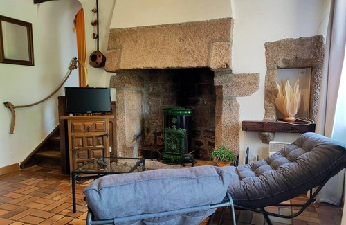 Plouegat-Moysan Casa | Homerez - House in Plouégat-Moysan.