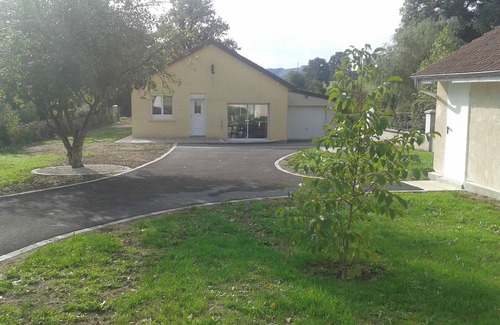 Thil-sur-Arroux Casa | Homerez - Casa en Thil-sur-Arroux