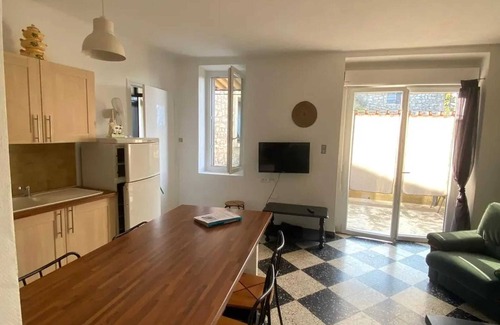 Orgnac-l'Aven Casa | Homerez - Casa en Orgnac-l'Aven