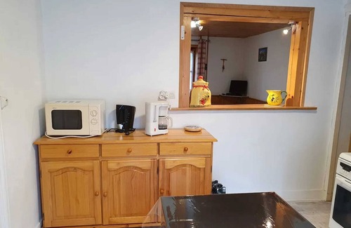 Saint-Antheme Casa | Homerez - House in Saint-Anthème