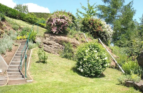 Haselbourg Casa | Homerez - Casa encantadora con jardín en Haselbourg - Vista a la montaña