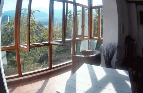 Castro Urdiales Casa | Homerez - Casa en Otañes, vista a la montaña