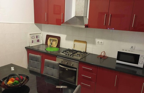 Ponta Delgada Casa | Homerez - ¡A 250 m de la playa! Casa para 7 pers. con terraza en Ponta Delgada