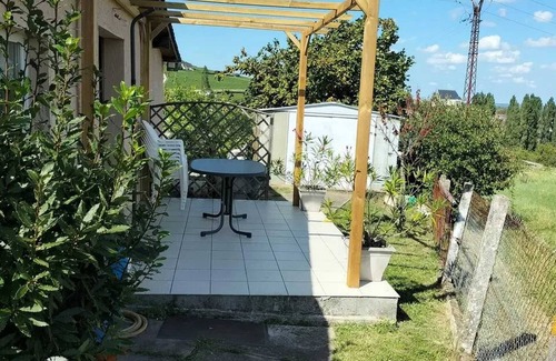 Saint-Satur Casa | Homerez - Casa encantadora en Saint-Satur con jardín y terraza