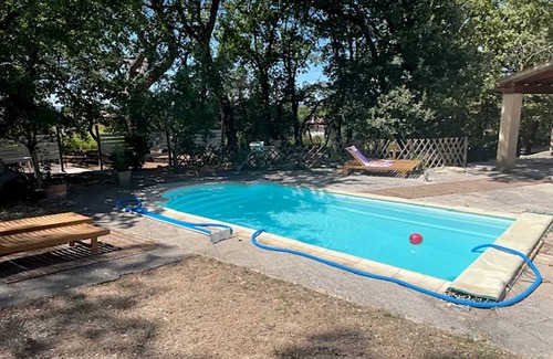 Velleron Casa | Homerez - Casa en Velleron con jardín y piscina
