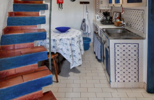 Sao Joao Batista Casa | Homerez - Casa con Encanto con Piscina Compartida en Porto de Mós.