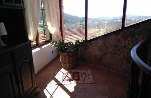 Gondomar Casa | Homerez - Villa lujosa en Nande con piscina privada