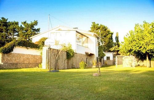 Vidreres Villa | Homerez - Villa a 16 km de la playa para 22 pers. con piscina y jacuzzi en Sils