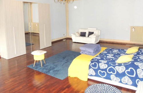 Centro Storico Nord Apartamento | Homerez - Luxury Apartment in Brescia + Jacuzzi