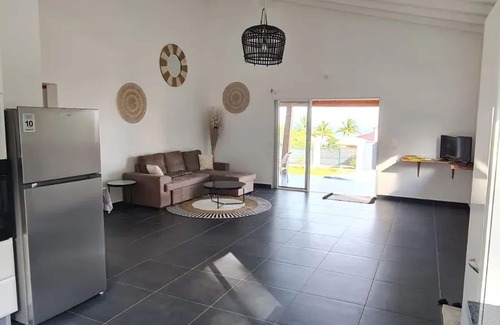 Sainte-Rose Villa | Homerez - Moderna villa Sainte-Rose