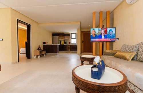 Mirleft Villa | Homerez - Villa moderna con piscina en Mirleft