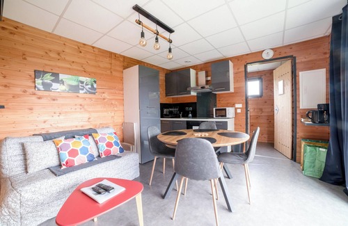 Saint-Sylvestre Chalet De Esquí | Homerez - Chalet San Silvestre, Jardín y Terraza