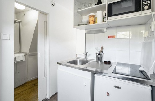 5th Arrondissement Apartamento | Homerez - Espectacular apartamento para 2 pers. con terraza en Lyon
