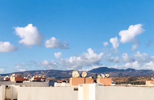 Cite Adrar Apartamento | Homerez - Bonito apartamento para 5 pers. con jardín en Agadir