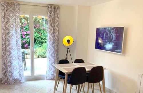 Vaulnaveys-le-Haut Casa | Homerez - Bonita casa para 4 pers. con jardín y terraza en Vaulnaveys-le-Haut