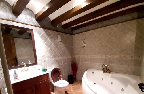 Hueva Casa | Homerez - Bonita casa para 6 pers. en Hueva