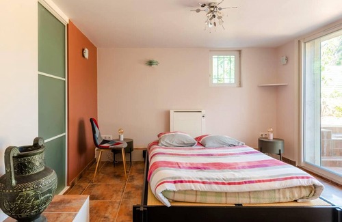 Auriol Casa | Homerez - Bonita casa para 8 pers. con piscina, jardín y terraza en Auriol