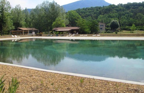 Beynes Casa | Homerez - Bonita propiedad para 4 pers. con terraza en Beynes